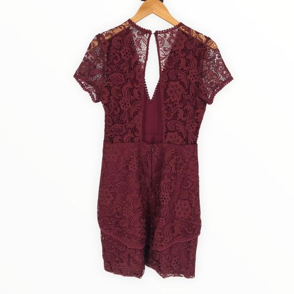 Wayf Lace Mini Dress in Burgundy Back Cutout Short Sleeves size XS Revolve - Picture 8 of 13